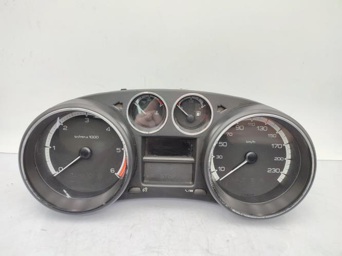 Compteur PEUGEOT 308 1 SW PHASE 1 BREAK Diesel