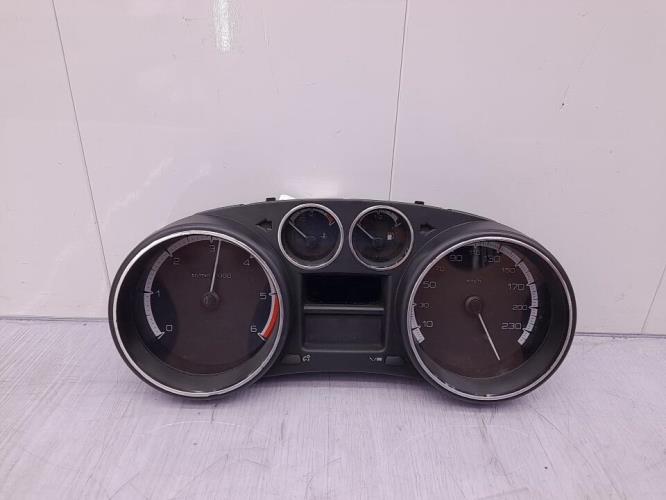 Compteur PEUGEOT 308 1 SW PHASE 2 BREAK Diesel