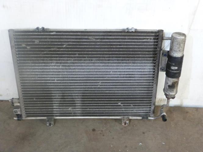 Condenseur de clim RENAULT CLIO 2 PHASE 1 Essence
