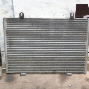 Condenseur de clim RENAULT CLIO 2 PHASE 1 Essence