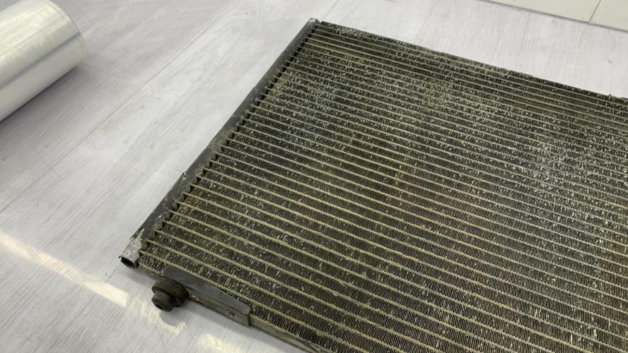 Condenseur de clim LAND ROVER FREELANDER 1 PHASE 1 Diesel