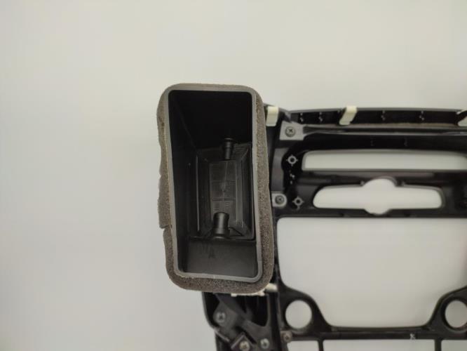 Console central (interieur plastique) HYUNDAI IX 20 PHASE 1 Diesel