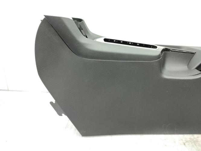 Console central (interieur plastique) PEUGEOT 308 2 PHASE 1 Diesel