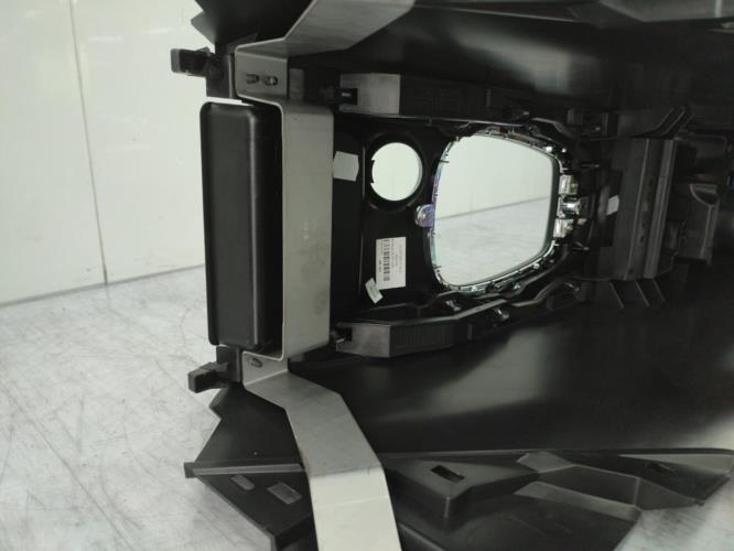 Console central (interieur plastique) NISSAN PULSAR Essence