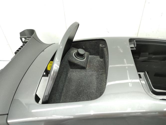 Console central (interieur plastique) RENAULT LAGUNA 3 PHASE 1 Diesel