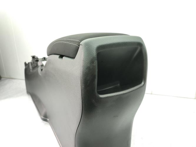 Console central (interieur plastique) NISSAN QASHQAI 2 PHASE 1 Diesel