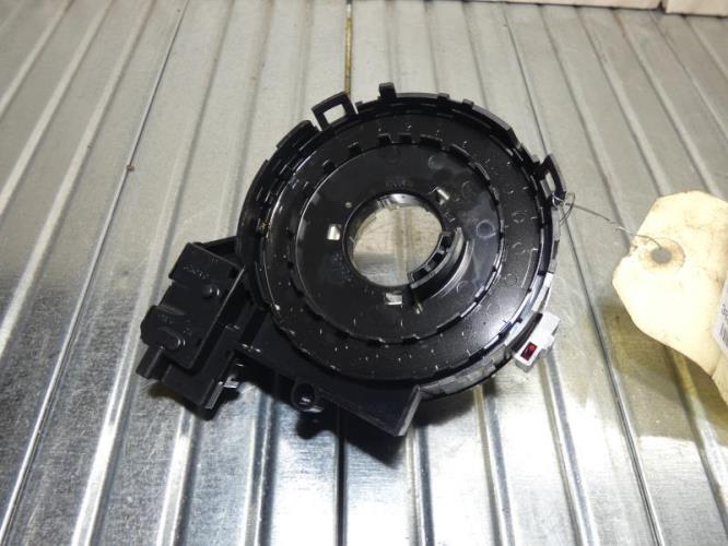 Contacteur tournant VOLKSWAGEN GOLF 5 Diesel