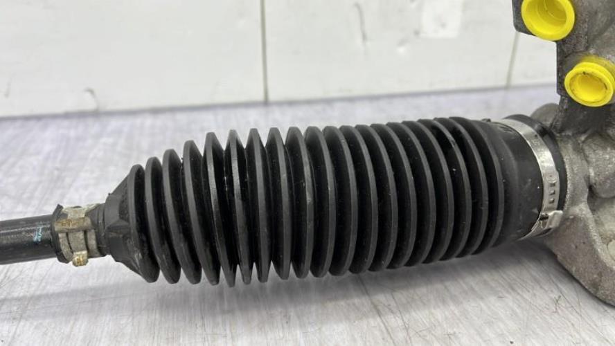 Cremaillere assistee SKODA FABIA 2 PHASE 2 Essence