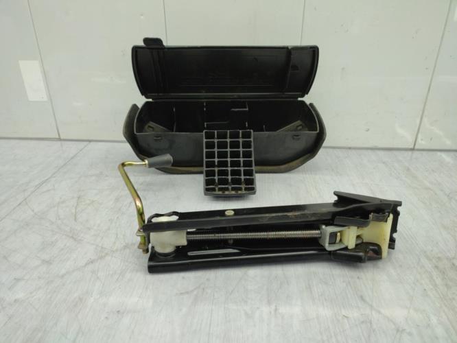 Cric CITROEN SAXO PHASE 2 Essence