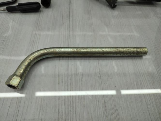 Cric (Ensemble depannage) LANCIA DELTA 3 Diesel