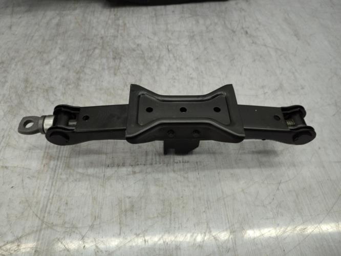 Cric (Ensemble depannage) NISSAN PULSAR Essence