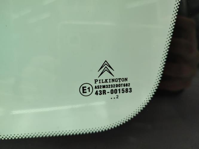 Custode arriere droit CITROEN C3 PICASSO PHASE 1 Essence