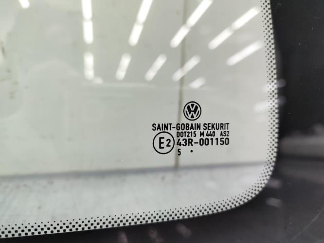 Custode arriere droit VOLKSWAGEN FOX Essence