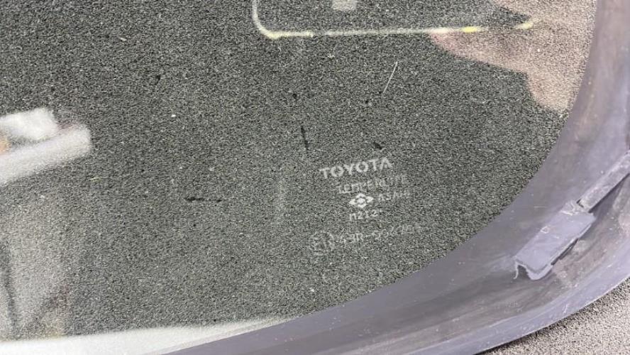 Custode arriere droit TOYOTA YARIS 1 PHASE 1 Essence