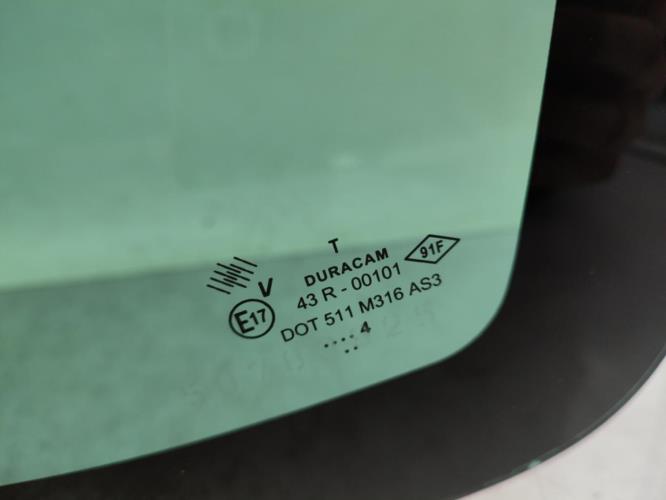 Custode arriere droit DACIA DUSTER 1 PHASE 2 Essence