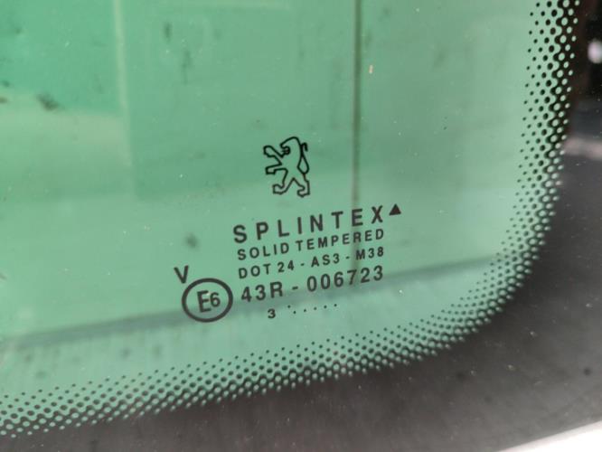 Custode arriere droit PEUGEOT 307 PHASE 1 BREAK Diesel