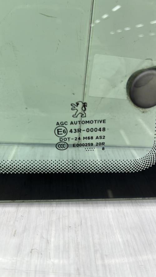 Custode arriere droit PEUGEOT 206 PHASE 2 Diesel