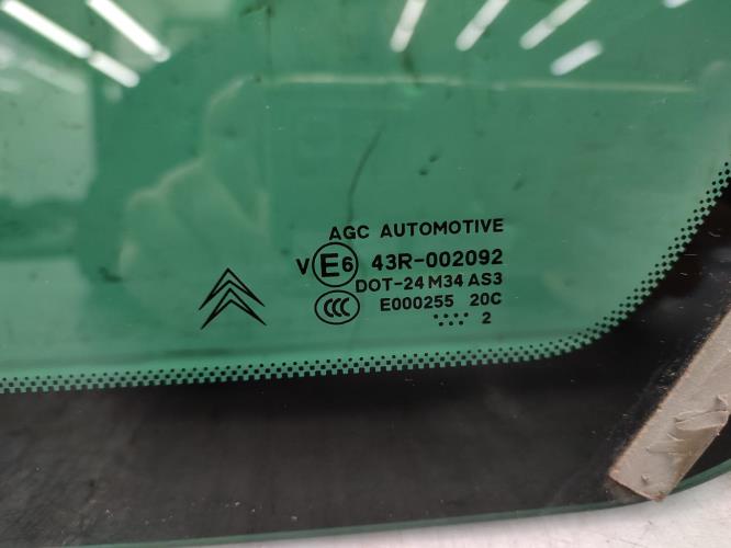 Custode arriere droit CITROEN C5 2 BREAK Diesel