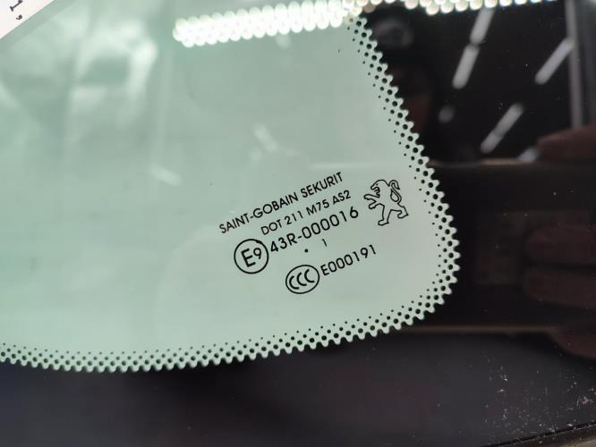 Custode arriere droit PEUGEOT 3008 1 PHASE 1 Diesel