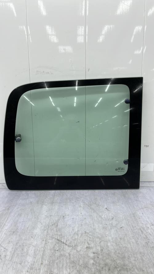 Custode arriere droit CITROEN BERLINGO 1 PHASE 2 Diesel