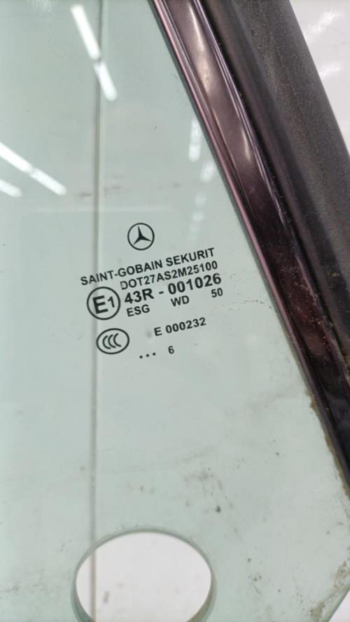 Custode arriere droit MERCEDES CLASSE CLK 209 COUPE Diesel