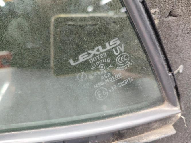 Custode arriere droit (porte) LEXUS IS 2 PHASE 1 Diesel