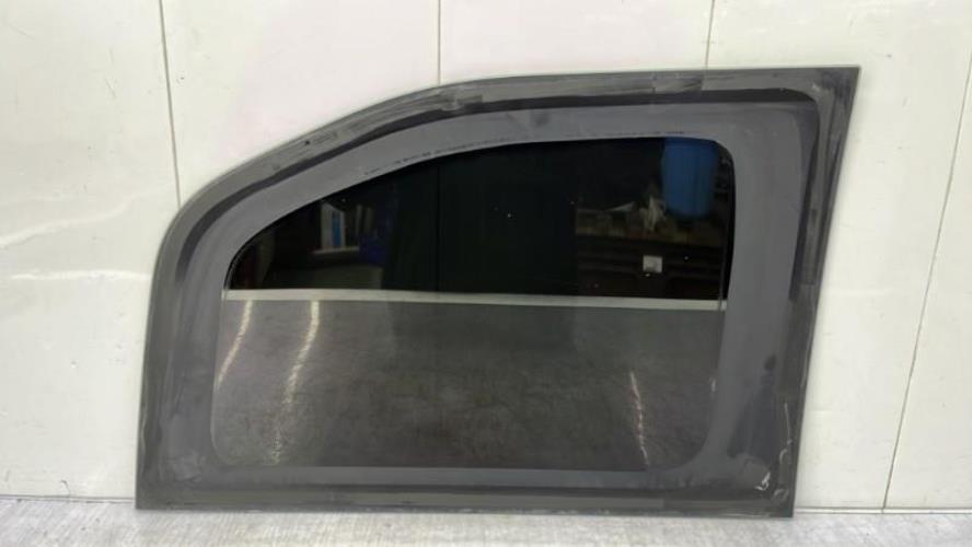 Custode arriere gauche CITROEN BERLINGO 2 PHASE 1 Diesel