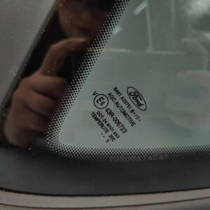 Custode arriere gauche FORD FIESTA 6 PHASE 2 Essence