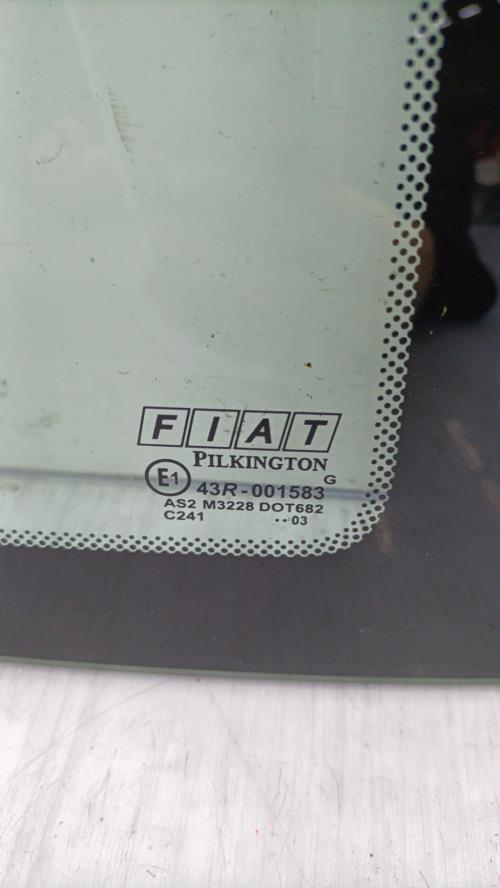 Custode arriere gauche FIAT PANDA 2 PHASE 1 Essence