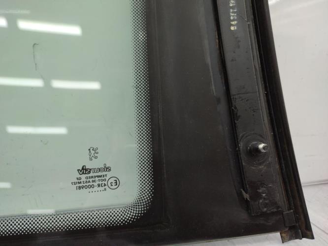 Custode arriere gauche PEUGEOT 406 COUPE Essence