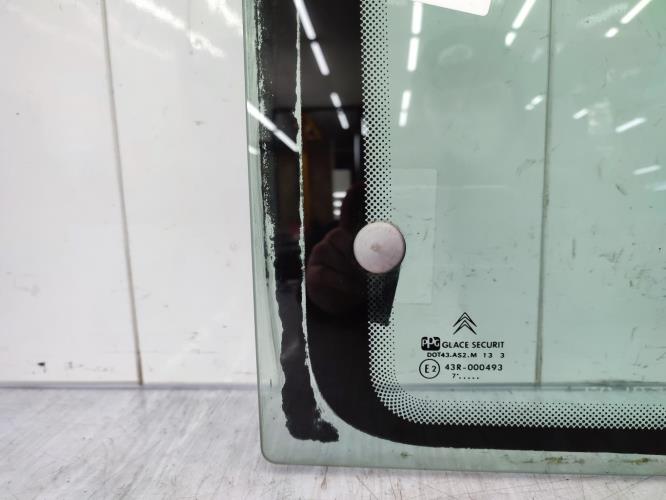 Custode arriere gauche CITROEN SAXO PHASE 1 Diesel