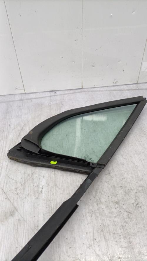 Custode avant droit (porte) CITROEN C3 2 PHASE 2 Diesel