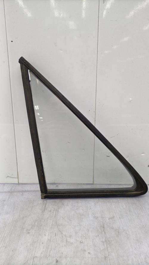 Custode avant droit (porte) VOLKSWAGEN GOLF 2 Diesel