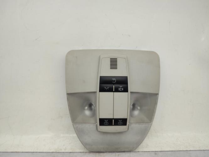 Eclairage de plafonnier MERCEDES CLASSE A 169 PHASE 1 Diesel