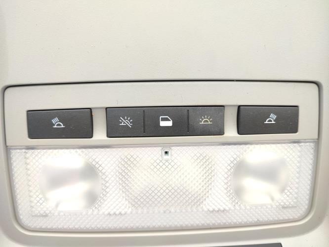 Eclairage de plafonnier OPEL ASTRA K PHASE 1 Essence