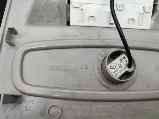 Eclairage de plafonnier RENAULT CLIO 4 PHASE 1 Essence