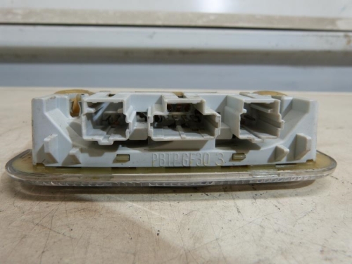 Eclairage de plafonnier PEUGEOT 407 PHASE 1 BREAK Diesel