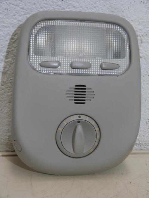 Eclairage de plafonnier PEUGEOT 407 PHASE 1 Essence