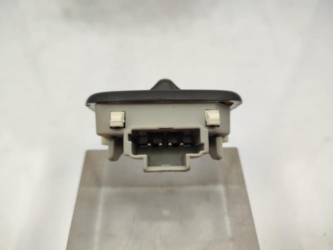 Eclairage de plafonnier PEUGEOT 206+ Diesel