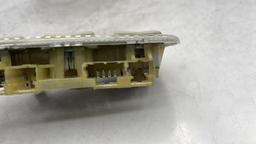 Eclairage de plafonnier PEUGEOT PARTNER 2 PHASE 1 Diesel