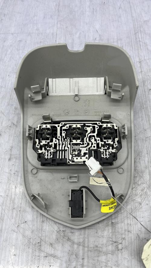 Eclairage de plafonnier PEUGEOT 3008 1 PHASE 1 Diesel