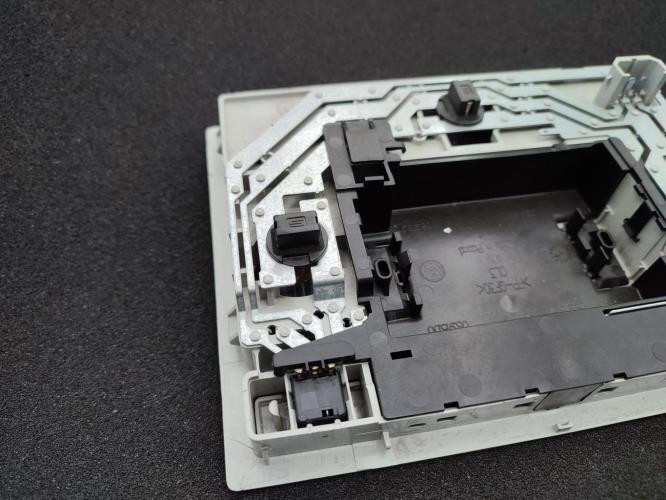 Eclairage de plafonnier VOLKSWAGEN POLO 5 PHASE 1 Diesel