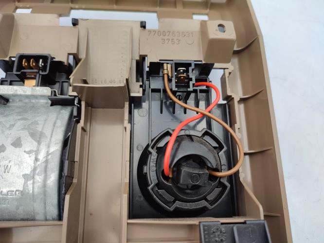 Eclairage de plafonnier RENAULT