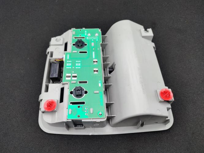 Eclairage de plafonnier TOYOTA AURIS 2 PHASE 2 Essence