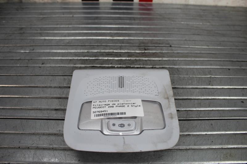 Eclairage de plafonnier PEUGEOT 208 1 PHASE 2 Essence