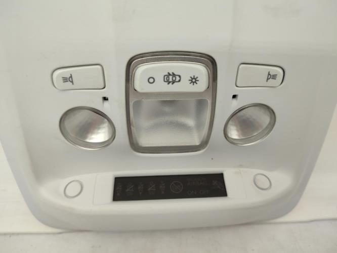 Eclairage de plafonnier PEUGEOT 308 2 PHASE 1 Diesel