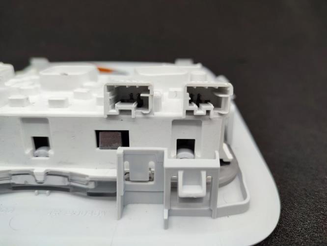 Eclairage de plafonnier PEUGEOT 208 1 PHASE 1 Diesel