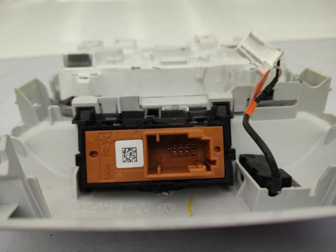 Eclairage de plafonnier PEUGEOT 208 1 PHASE 2 Diesel