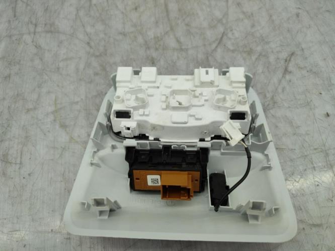 Eclairage de plafonnier PEUGEOT 208 1 PHASE 2 Diesel