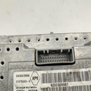 Ecran GPS RENAULT LAGUNA 2 PHASE 2 BREAK Diesel